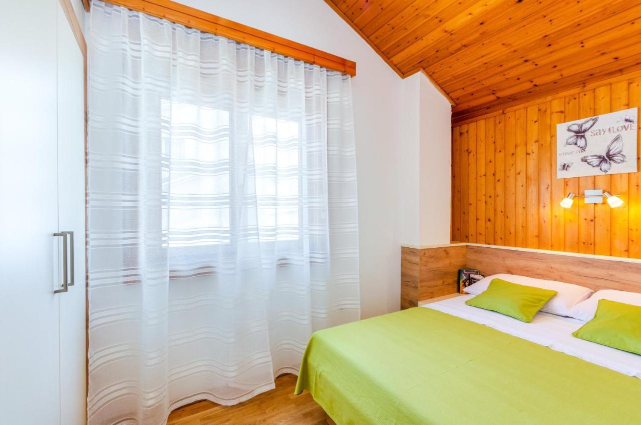 Horvat Appartement Crikvenica Buitenkant foto